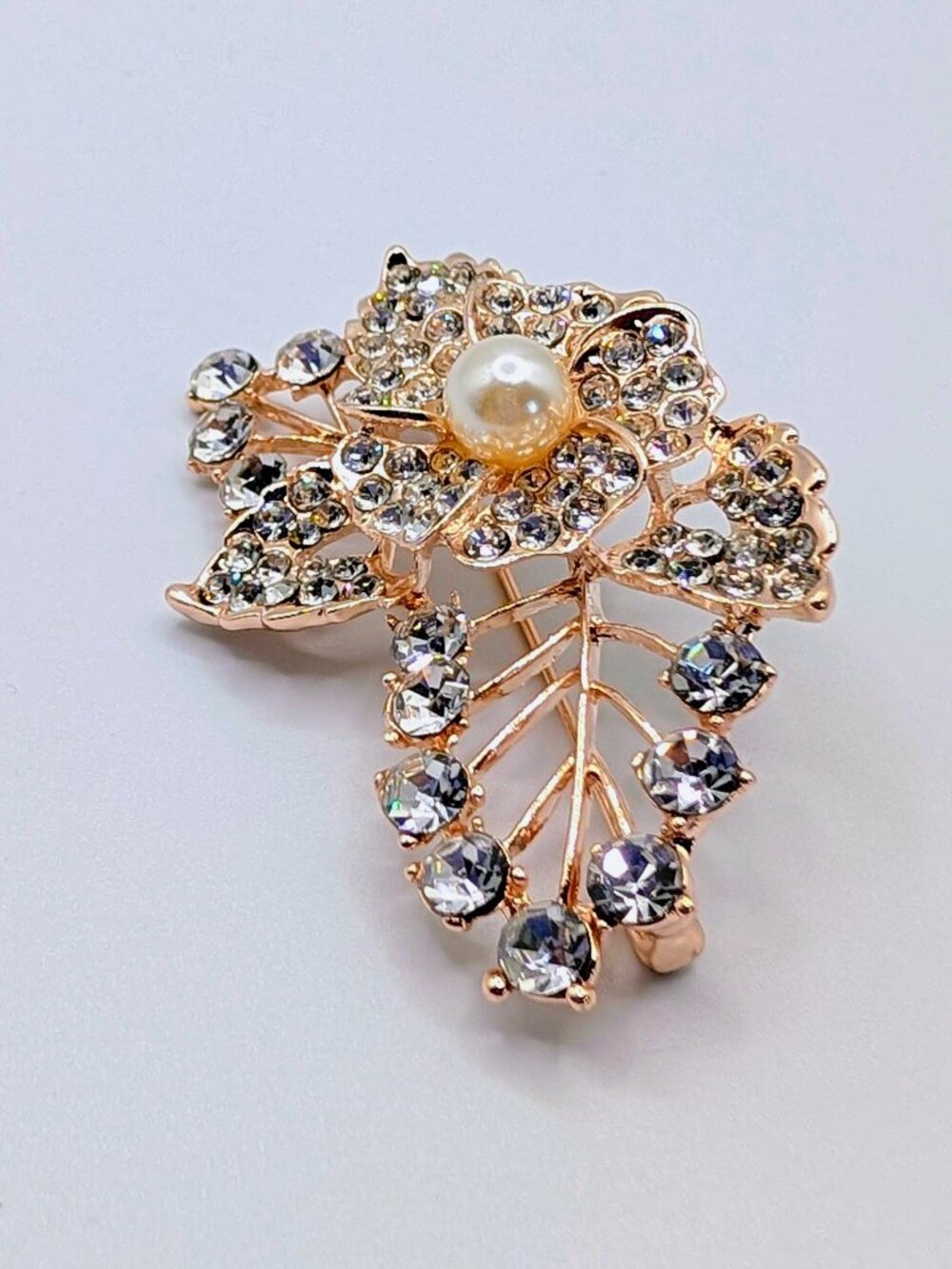 Flower Brooch Pin - Rose Gold Toned - Rhinestones & Pearl - NWOT